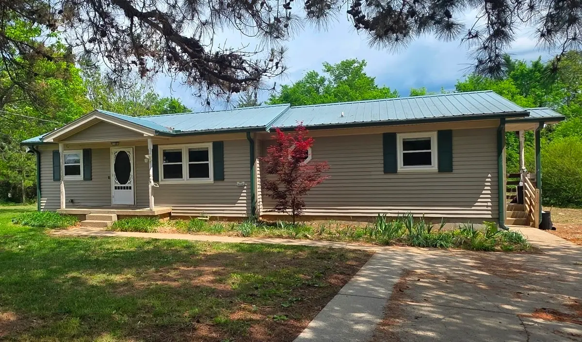 2051 Mount Herman Rd, Murfreesboro, TN 37127 - #1