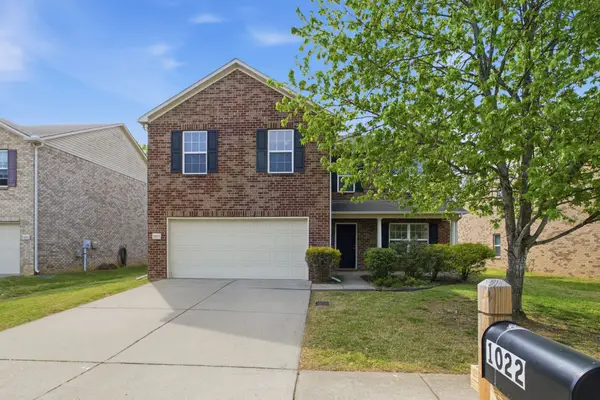 1022 Harmony Ln, Hendersonville, TN 37075