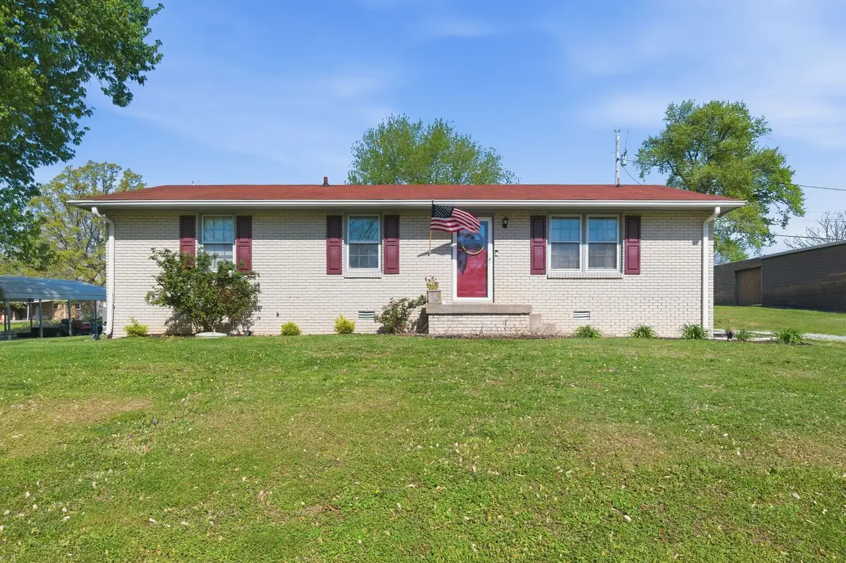 108 Chestnut Dr, Dickson, TN 37055 - #1