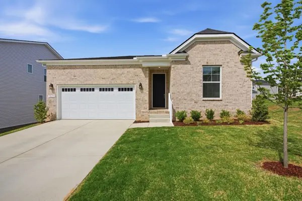 3055 Fernwood Ln, Columbia, TN 38401