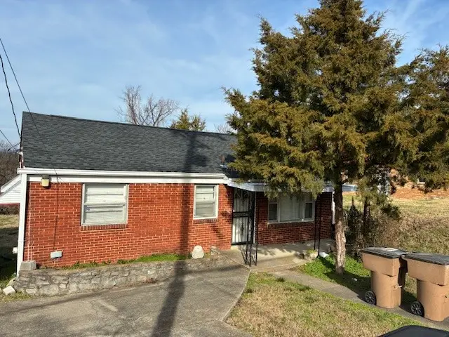 3800 Tigerbelle Dr, Nashville, TN 37209 - #2