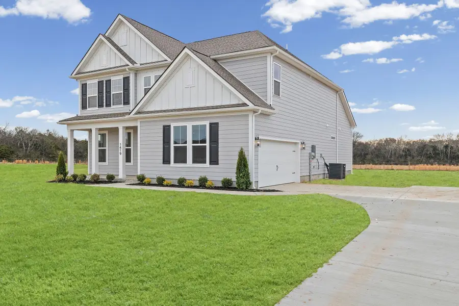 1433 Charles Dr, Chapel Hill, TN 37034 - #3