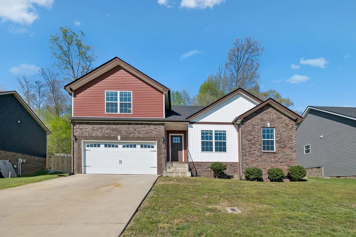 1217 Ridge Meadow Dr, Clarksville, TN 37042 - #1