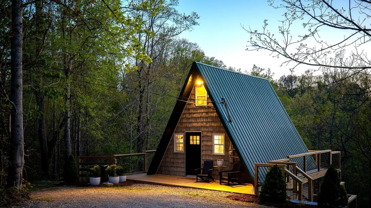 421 Alpine Dr, Smithville, TN 37166 - #1