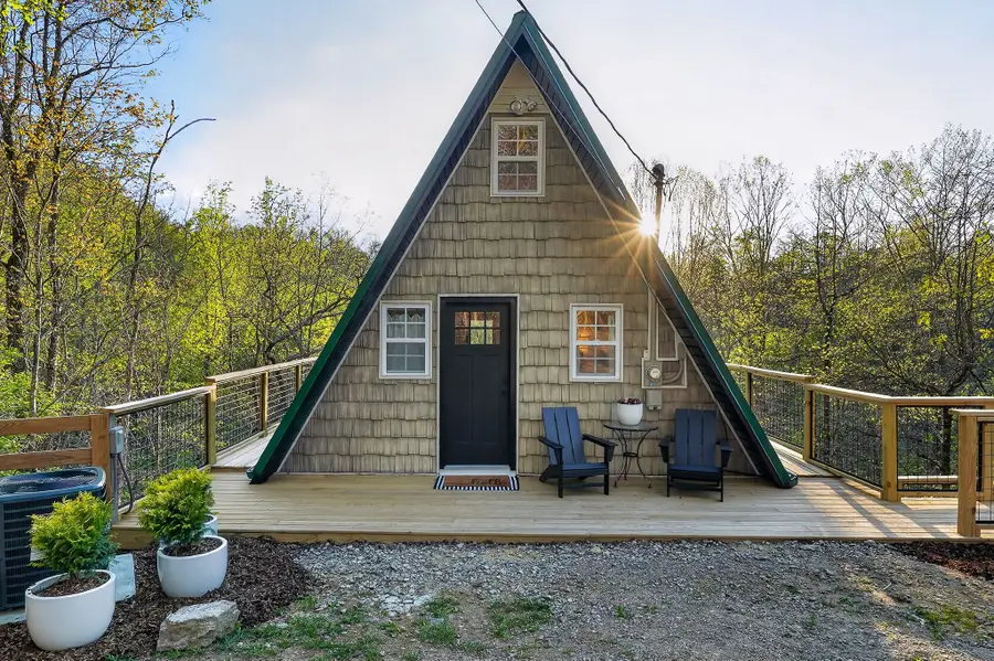 421 Alpine Dr, Smithville, TN 37166 - #3