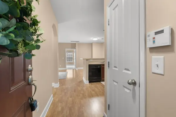 8045 Bienville Dr #5, Nashville, TN 37211