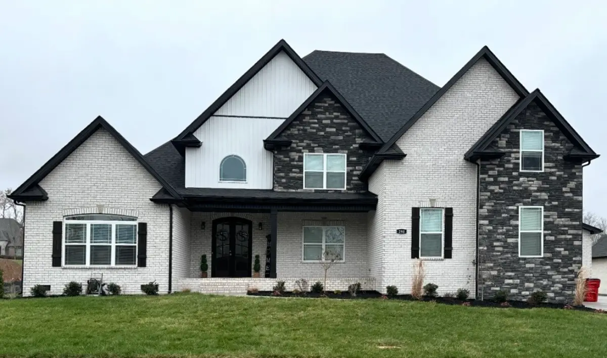 290 Harrowgate Dr, Clarksville, TN 37043 - #1