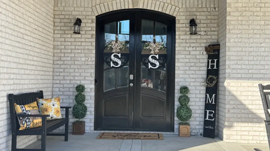 290 Harrowgate Dr, Clarksville, TN 37043 - #2