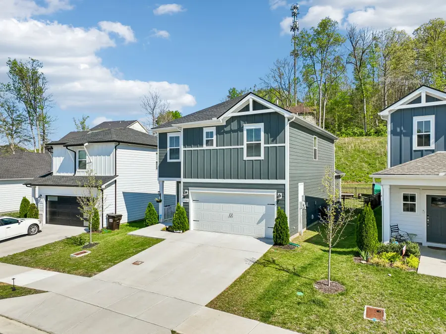 4961 Leesa Ann Ln, Hermitage, TN 37076 - #2