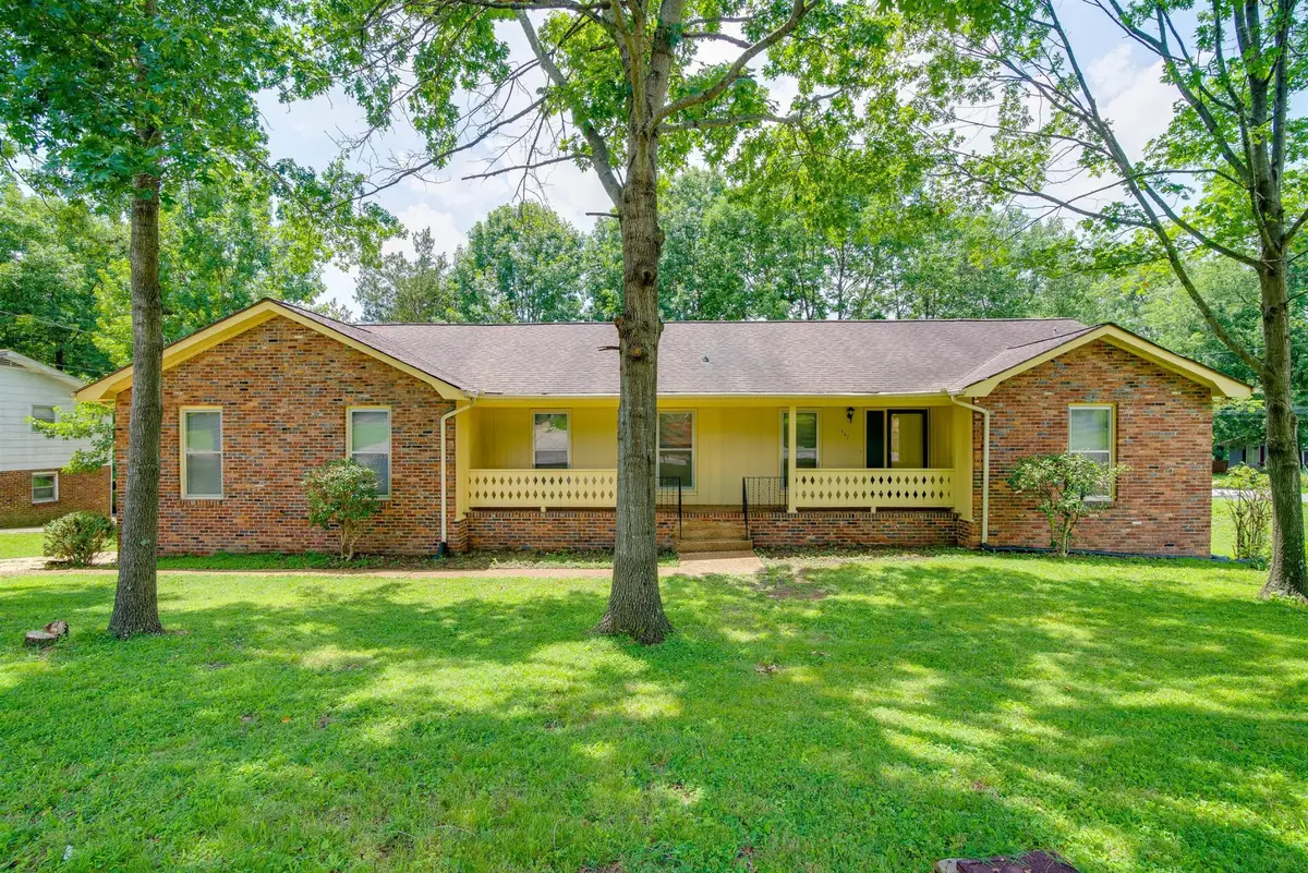 545 Castlegate Dr, Nashville, TN 37217 - #1