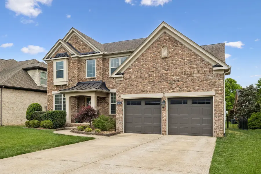 1212 Stockwell Dr, Murfreesboro, TN 37128 - #2