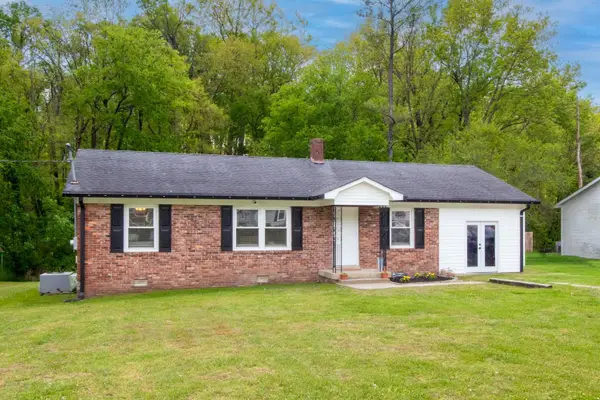 2073 Phillips St, Lewisburg, TN 37091