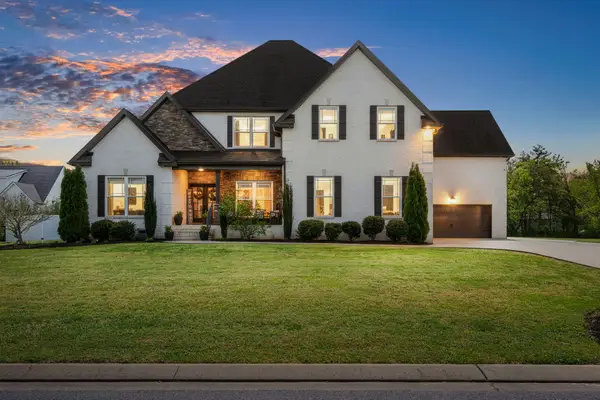 2527 Landis Ct, Murfreesboro, TN 37128