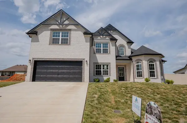 251 Bellshire Dr, Clarksville, TN 37043