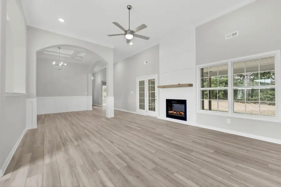 1042 Vendue Ave, Clarksville, TN 37042 - #3