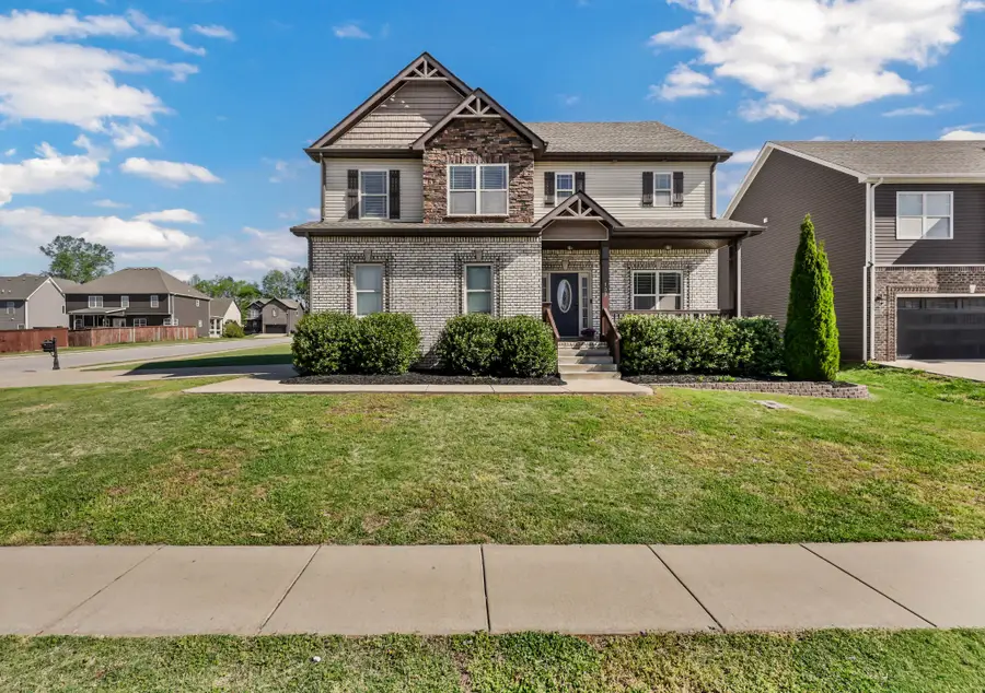 109 Easton Dr, Clarksville, TN 37043 - #2