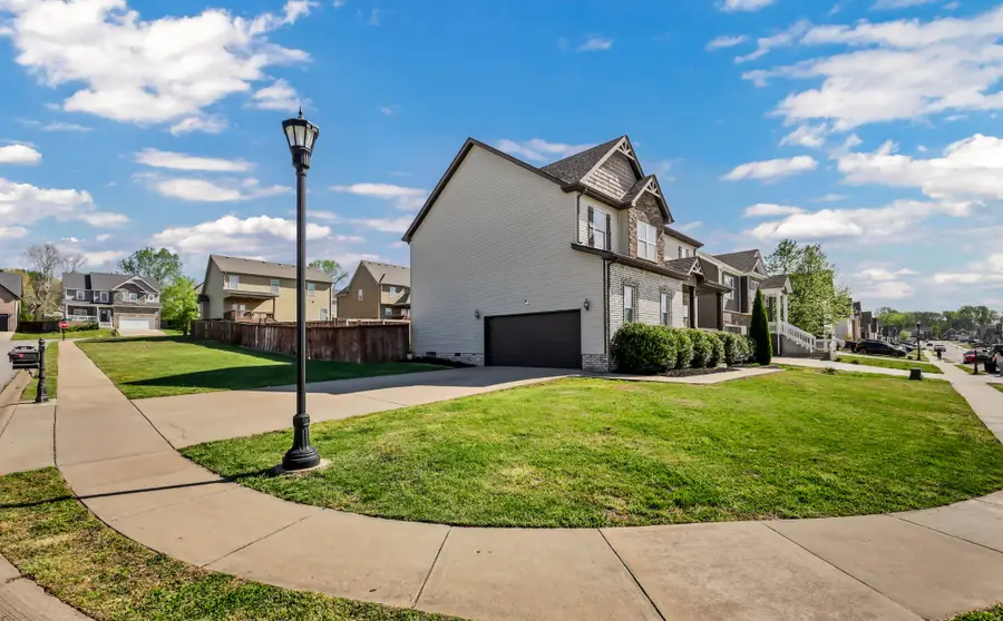 109 Easton Dr, Clarksville, TN 37043 - #3