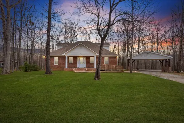 732 Tiger Bennett Rd, Hampshire, TN 38461