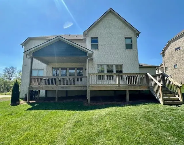 3233 Chase Point Dr, Franklin, TN 37067 - #3