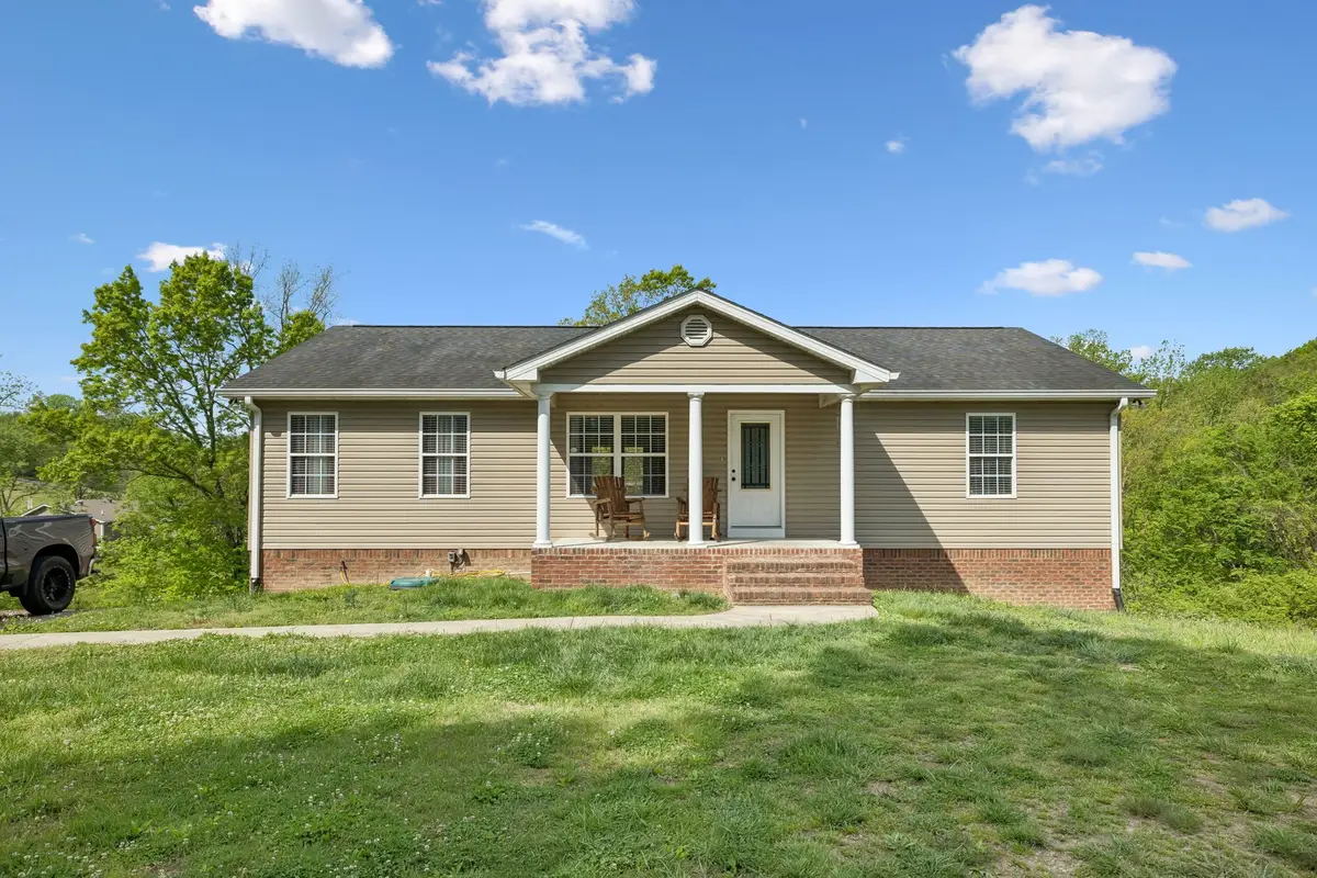 119 Gibbs Landing Dr, Carthage, TN 37030 - #1