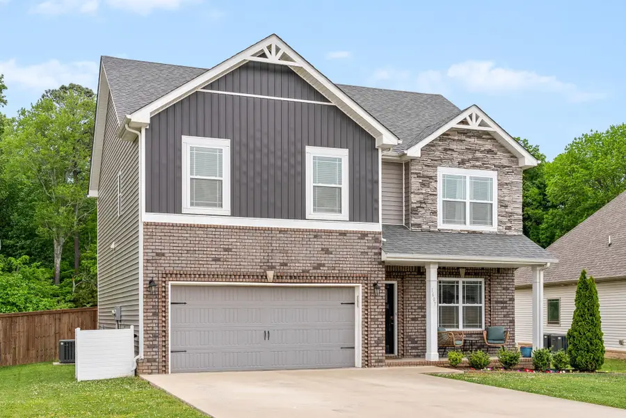 1607 Ellie Piper Cir, Clarksville, TN 37043 - #2