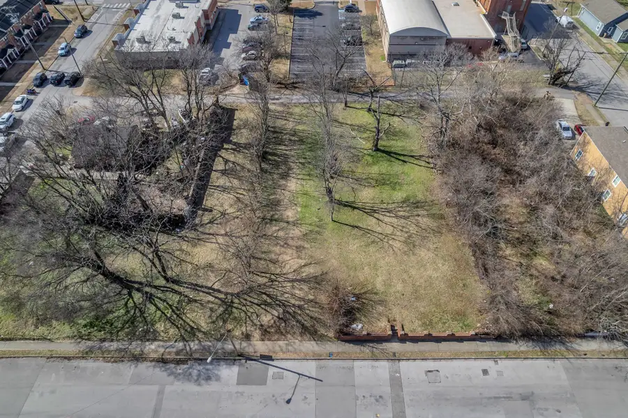 94 Claiborne St, Nashville, TN 37210 - #3