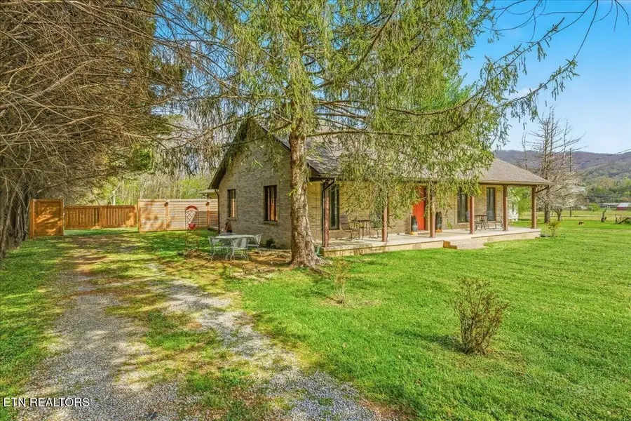 3120 Wears Drive, Sevierville, TN 37862 - #2