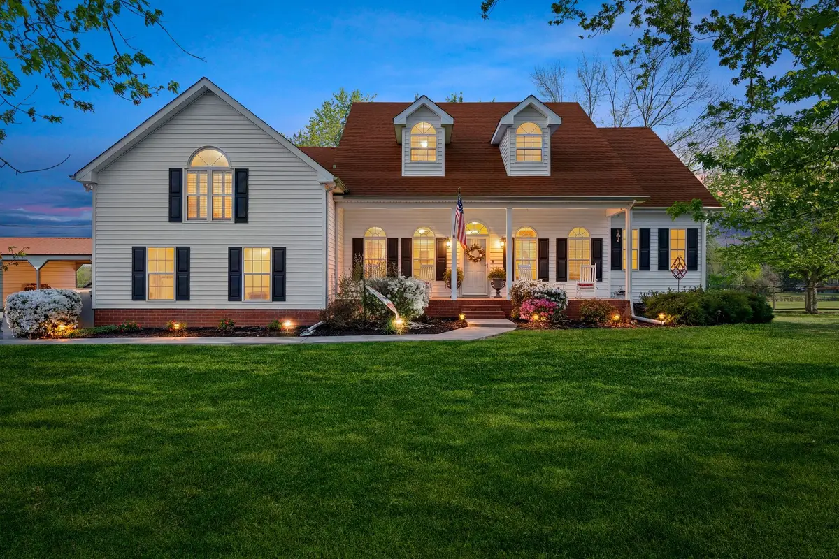 6930 Hall Rd, Greenbrier, TN 37073 - #1