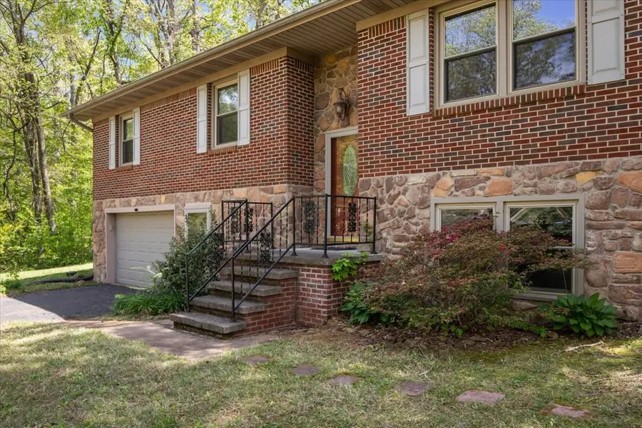 48 Hill Rd, Big Sandy, TN 38221 - #3