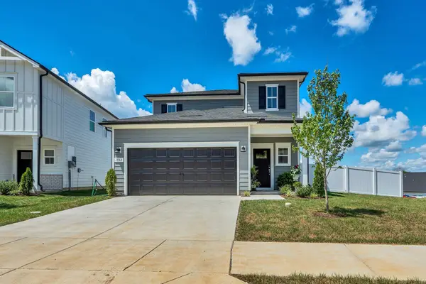 1752 Flora Grv, Hermitage, TN 37076