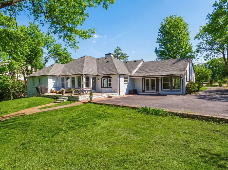 4611 Churchwood Dr, Nashville, TN 37220 - #3