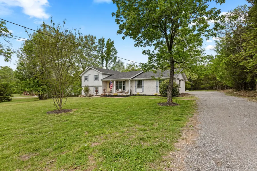 323 Kimberly Ct, Mount Juliet, TN 37122 - #3