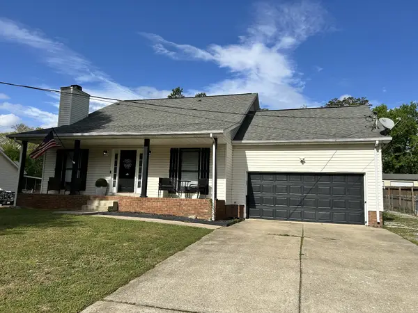 3365 Clearwater Dr, Clarksville, TN 37042