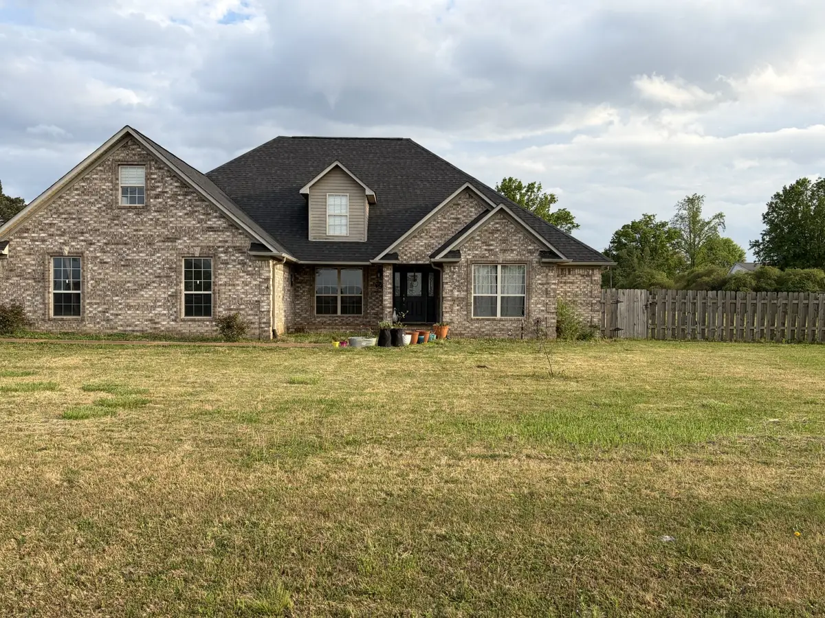 100 Mary Kate Ln, Henderson, TN 38340 - #1