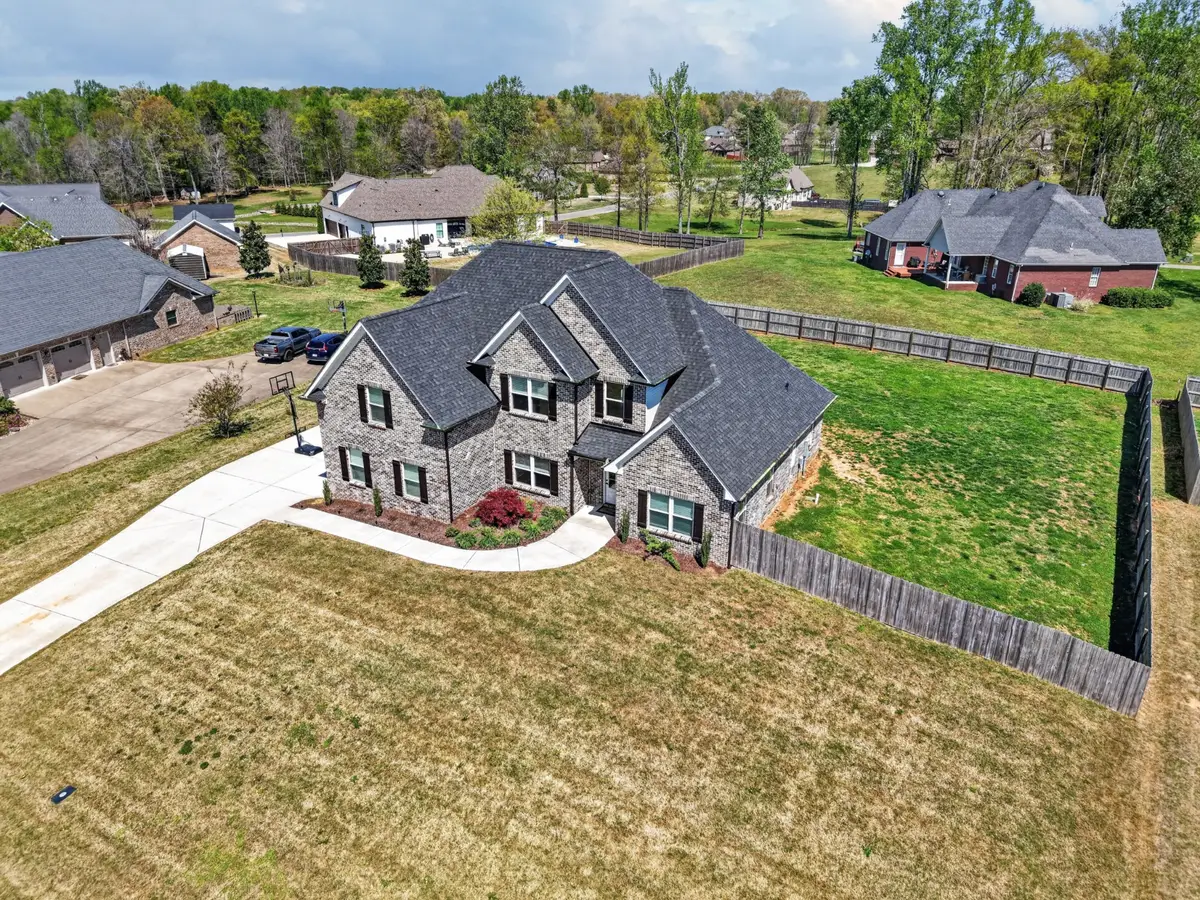 27 Hancock Rd, Fayetteville, TN 37334 - #1