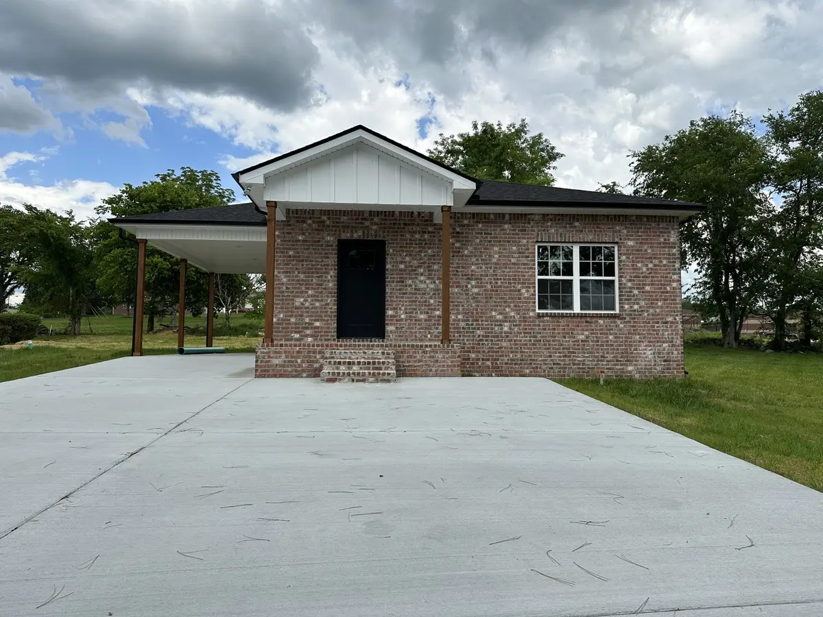 632 W Adams St, Woodbury, TN 37190 - #1