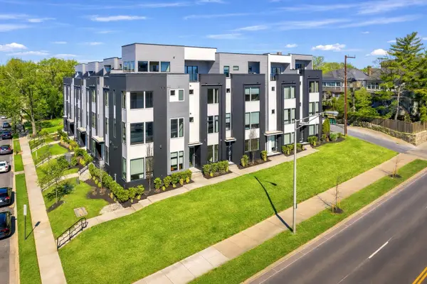 1648 19th Ave S, Nashville, TN 37212