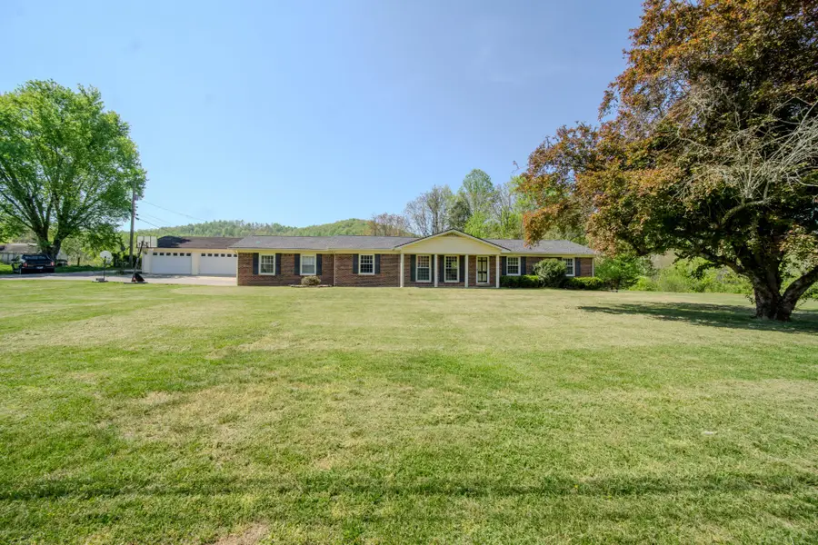 5027 Rocky Point Rd, Cookeville, TN 38506 - #3
