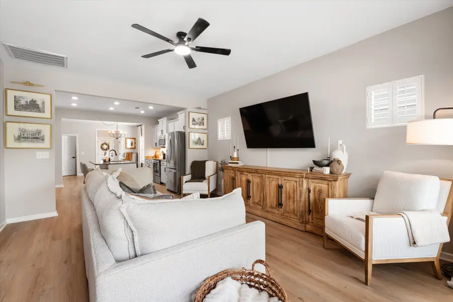 2425 Duxbury Dr, Columbia, TN 38401 - #3