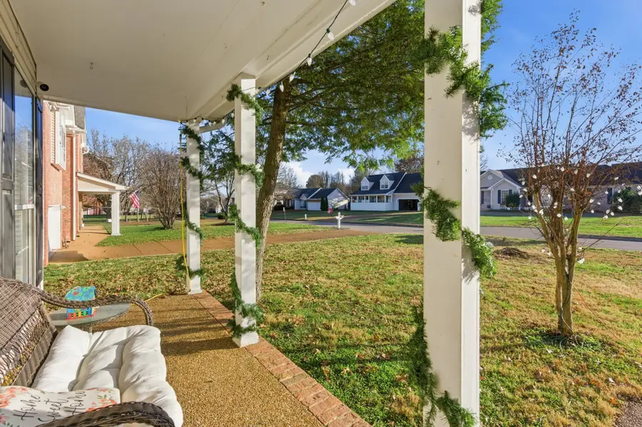 1766 Witt Way Dr, Spring Hill, TN 37174 - #3