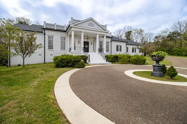 11 Bancroft Pl, Nashville, TN 37215