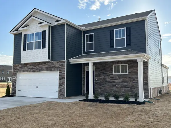 6050 Christeene Ct, White House, TN 37188