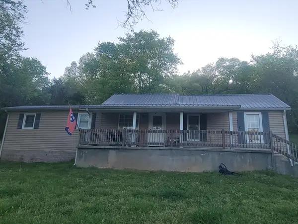 862 W Madison St, Pulaski, TN 38478