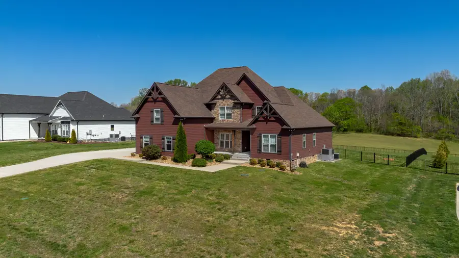 3053 Wedgewood Dr, Greenbrier, TN 37073 - #2