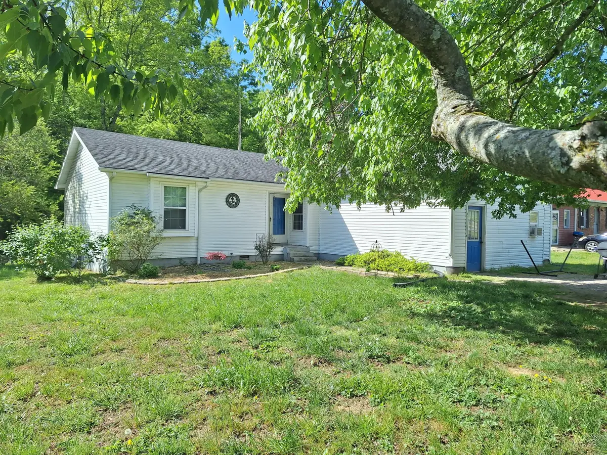 2079 Phillips St, Lewisburg, TN 37091 - #1