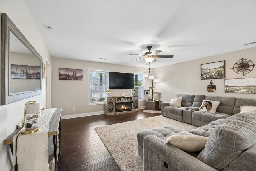 7923 Poplar Grove Ln, Powell, TN 37849 - #3