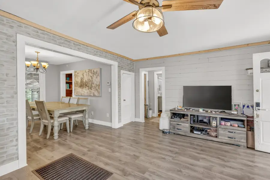 715 Madison St, Manchester, TN 37355 - #3