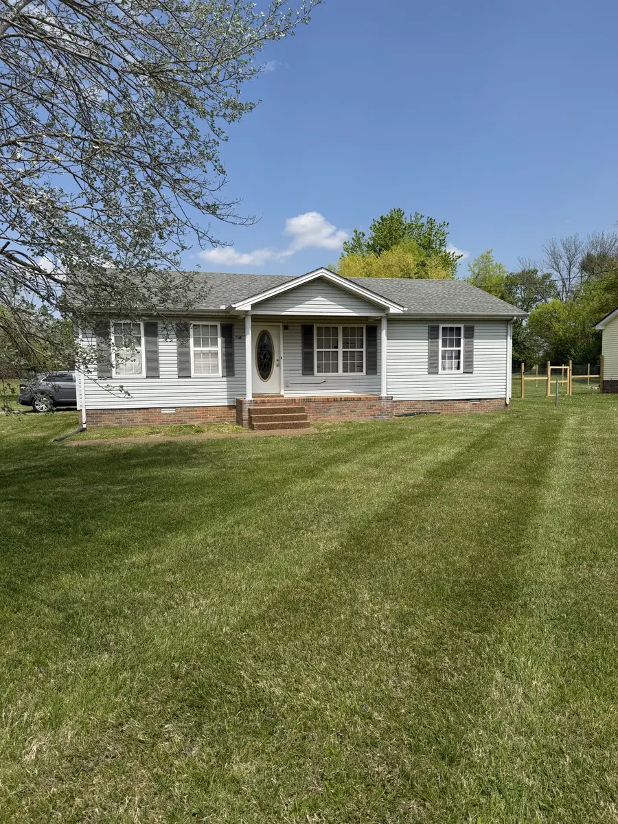 758 College St, Portland, TN 37148 - #2