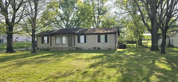 131 Clauson Dr, Columbia, TN 38401