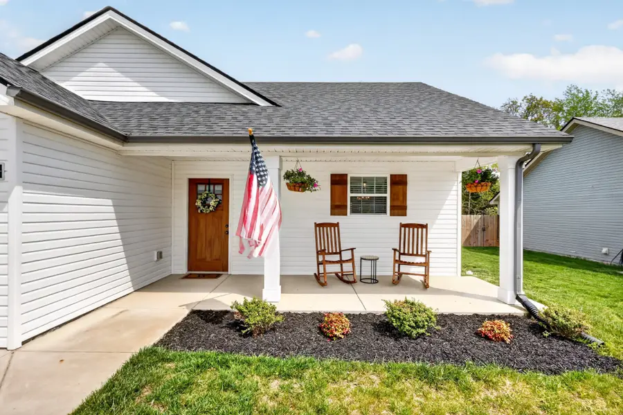 1413 Fredrick Dr, Clarksville, TN 37042 - #2